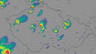 Českem se ženou bouřky se silným větrem a krupobitím, v Bavorsku řádí supercela